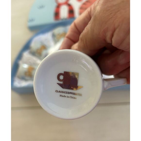 Cat Themed Cup and Saucer Set NWT - Picture 4 of 5